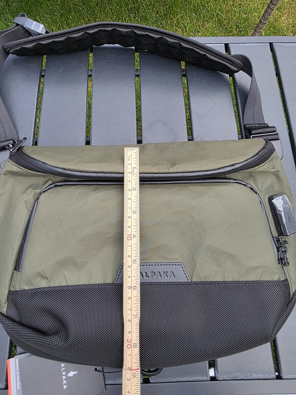 Alpaka Bravo Sling Max V2 Dark Green X-Pac VX21 10L NWT Laptop Sling Bag - Picture 13 of 16